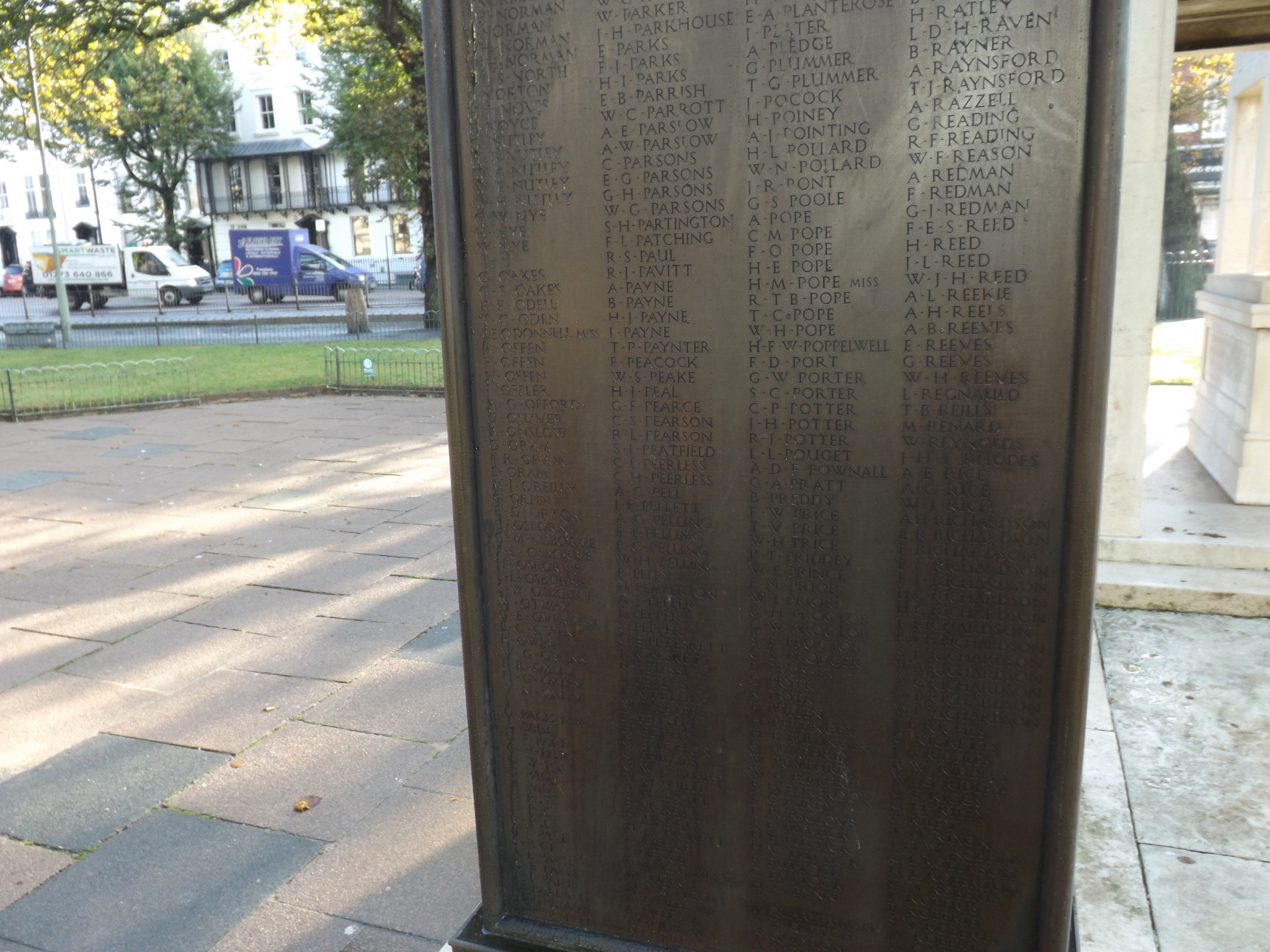 BRIGHTON - War Memorials Online